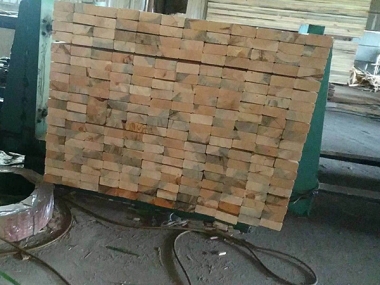 建筑方木生产