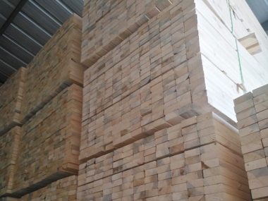 建筑方木仓库
